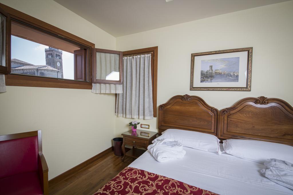 פורטוגרוארו Hotel Spessotto מראה חיצוני תמונה