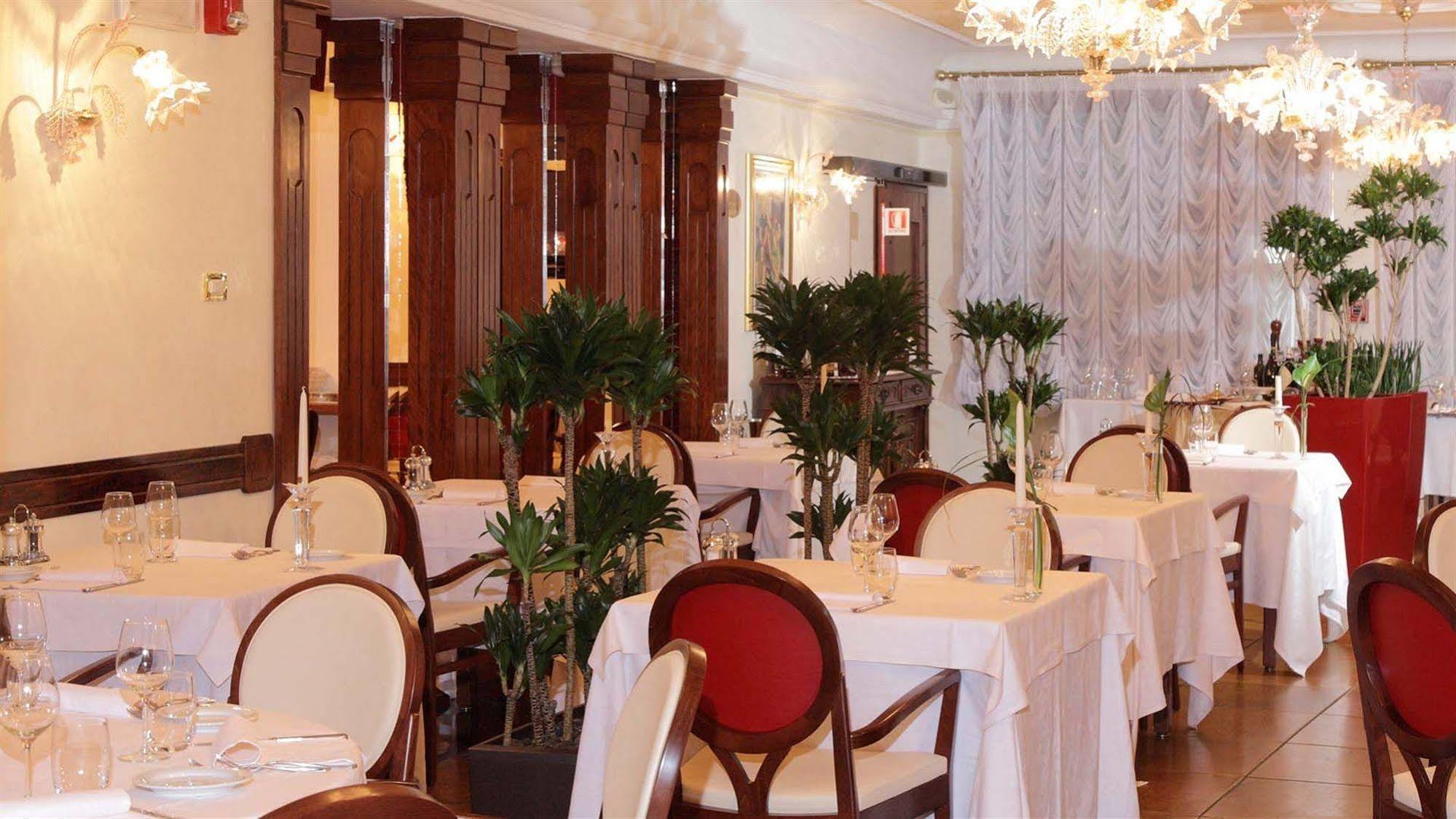 פורטוגרוארו Hotel Spessotto מראה חיצוני תמונה