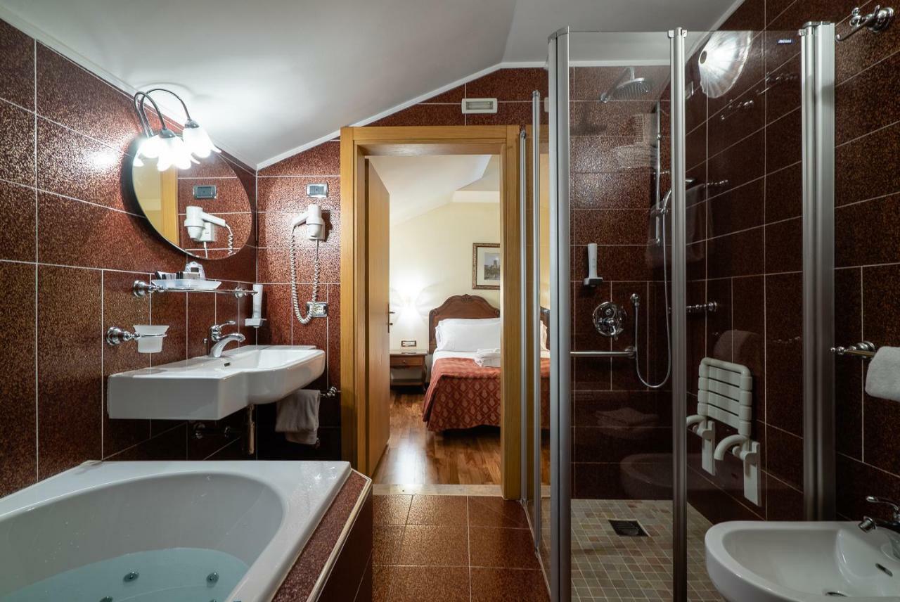 פורטוגרוארו Hotel Spessotto מראה חיצוני תמונה